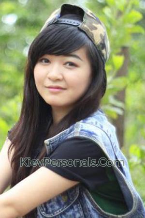 193496 - Thi Cuc Thuong Age: 33 - Vietnam