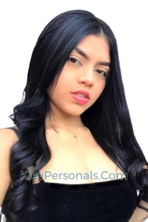 200158 - Valentina Age: 24 - Colombia