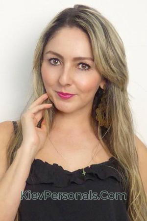 200269 - Liliana Age: 46 - Colombia