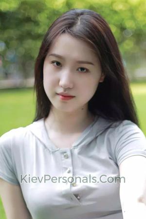 201368 - Xiaotong Age: 26 - China