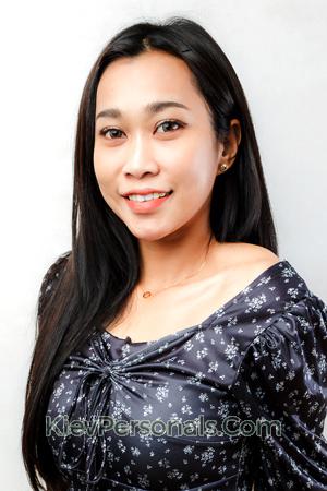 217670 - Supachaya Age: 36 - Thailand