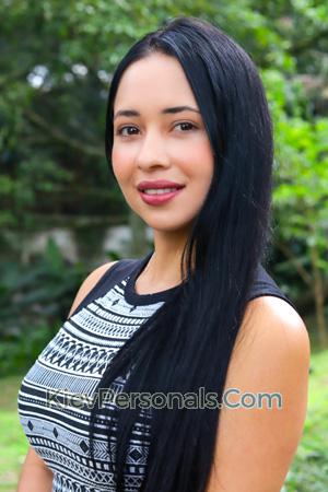 220024 - Carolina Age: 28 - Colombia