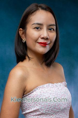 222063 - Jariya Age: 38 - Thailand