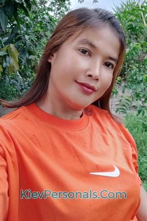 224011 - Puthea Age: 41 - Cambodia