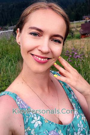 225179 - Oksana Age: 43 - Ukraine