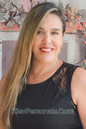 226420 - Lenka Age: 55 - Peru