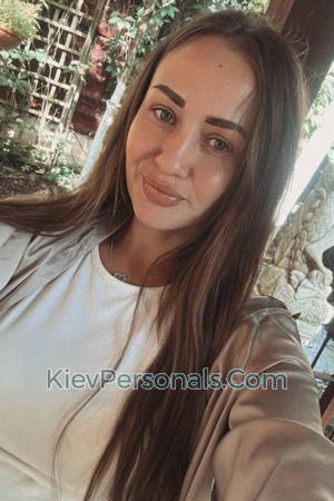 227867 - Alina Age: 36 - Ukraine